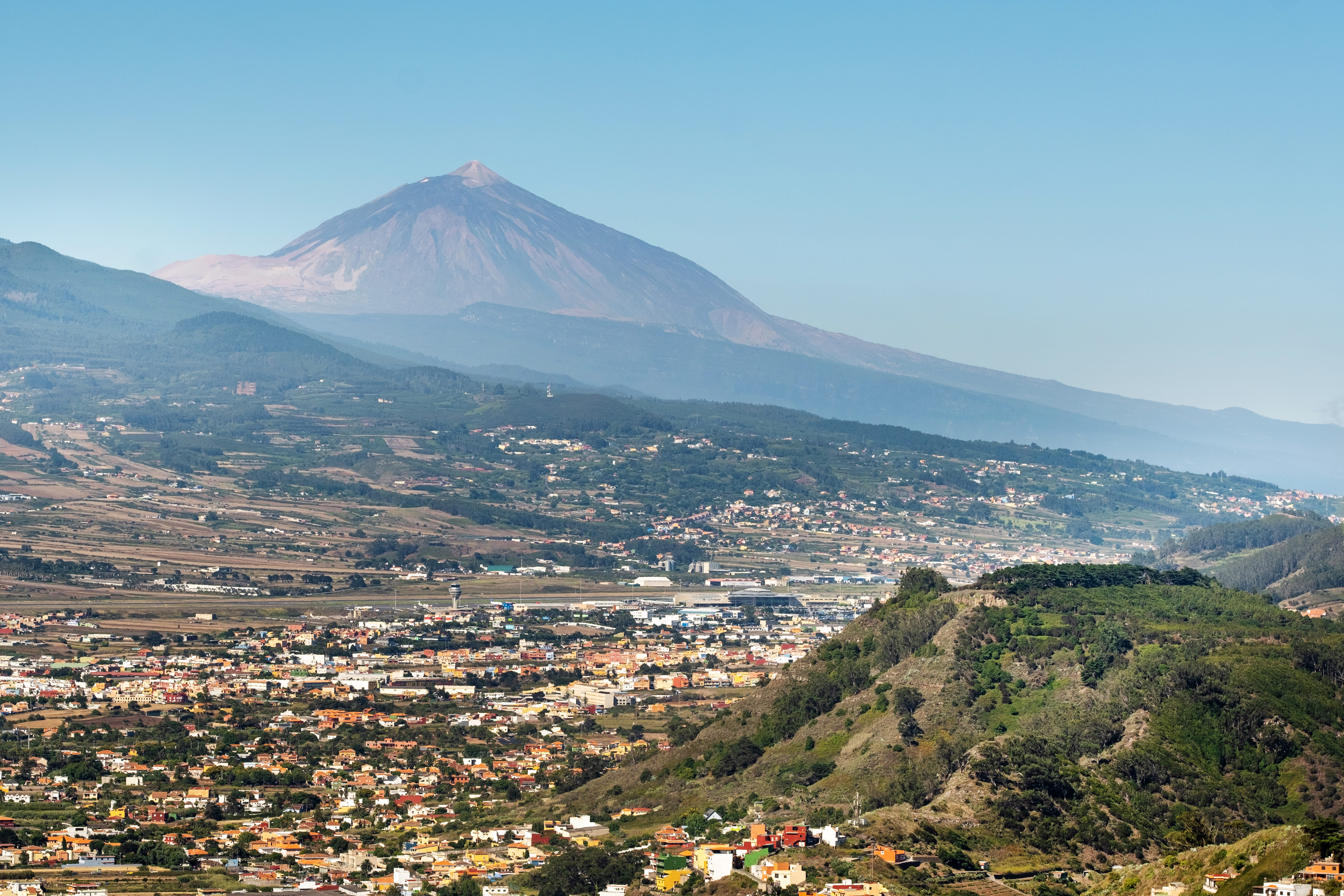 view-of-the-teide-volcano-on-the-island-of-tenerif-2021-12-16-20-47-28-utc